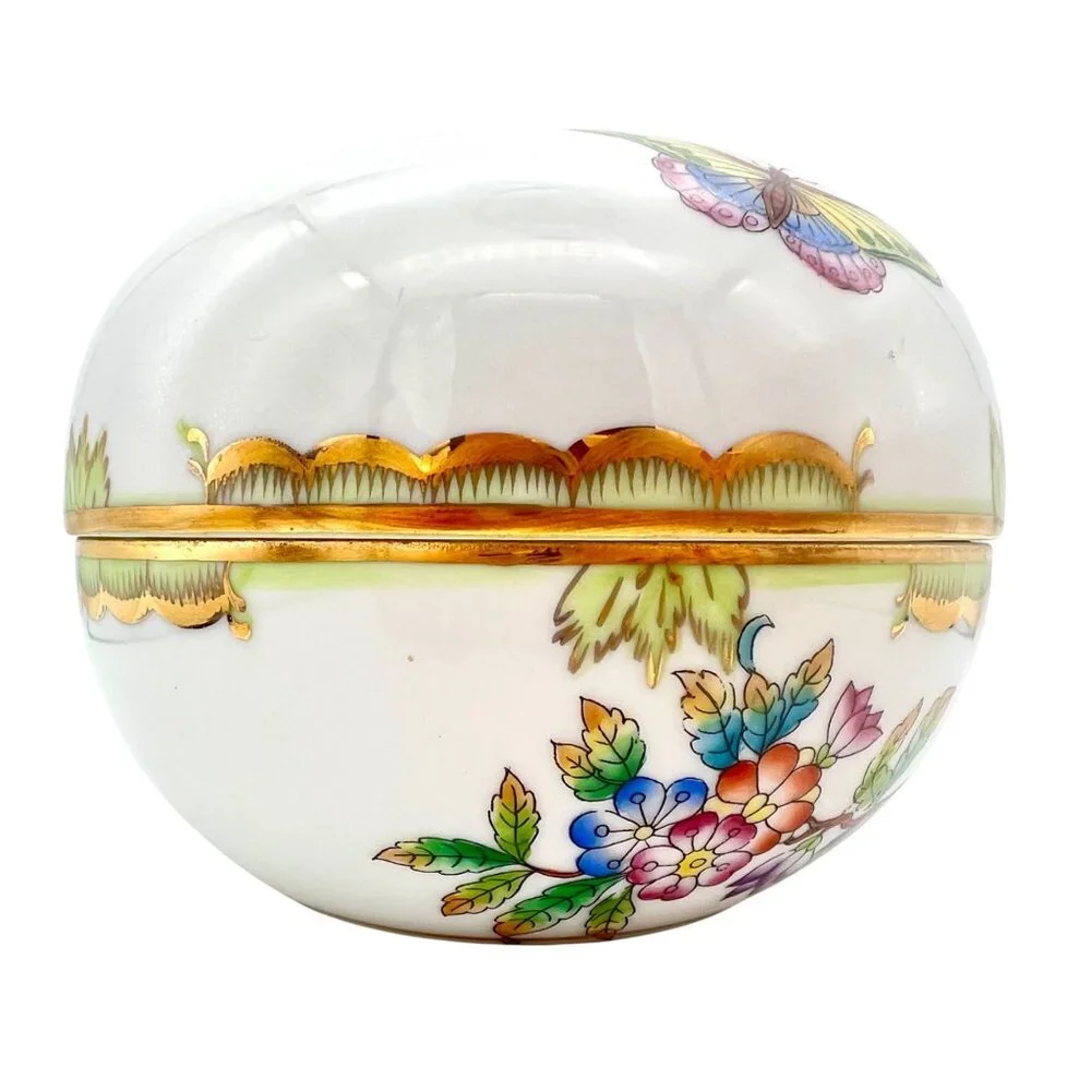 Herend Porcelain Round Trinket Box Bonbonniere Queen Victoria Green Rim 4.25" D - Picture 4 of 9